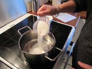 2 Sukker i en gryde