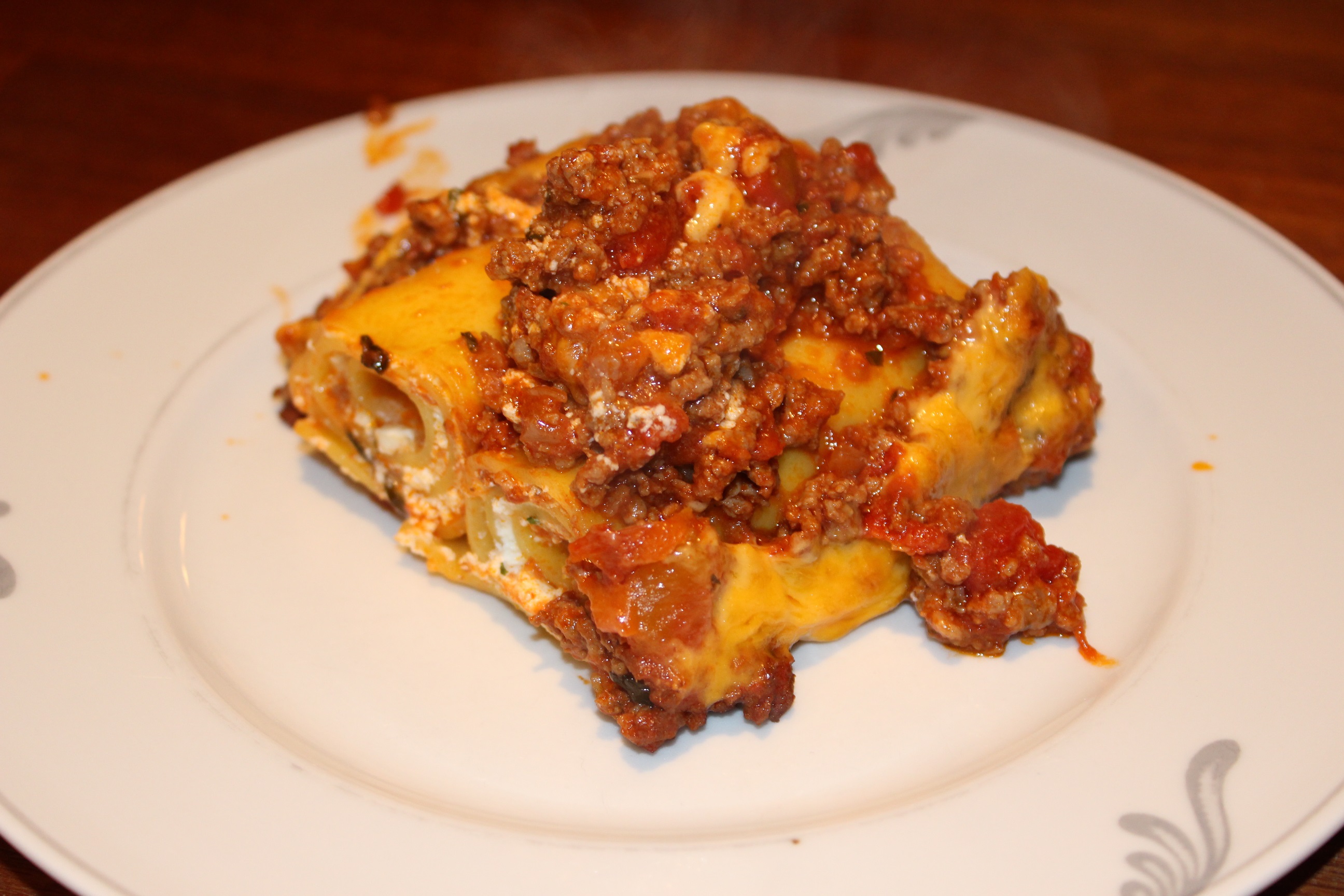 Ricottaruller med lasagnesovs