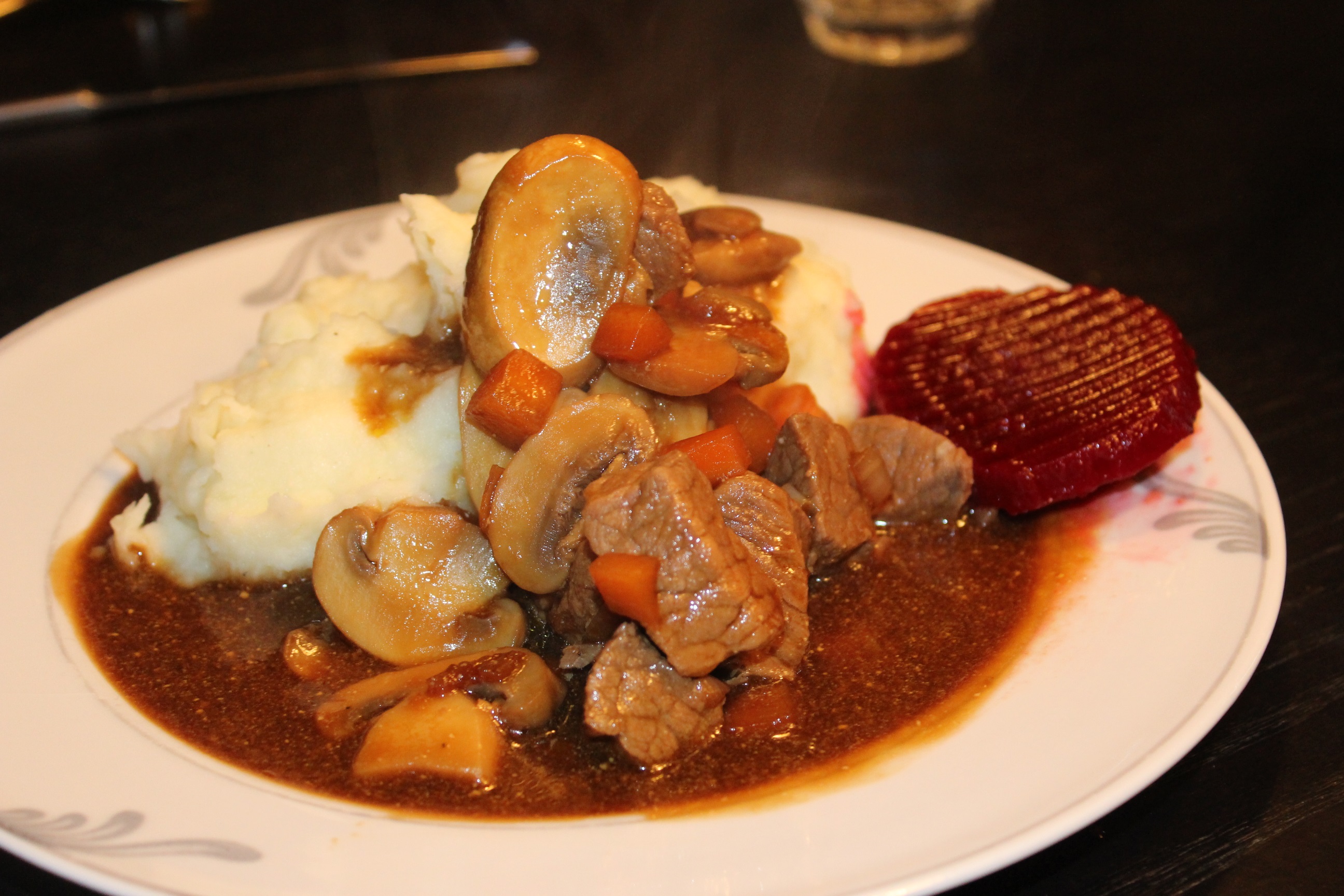 Beef stroganoff