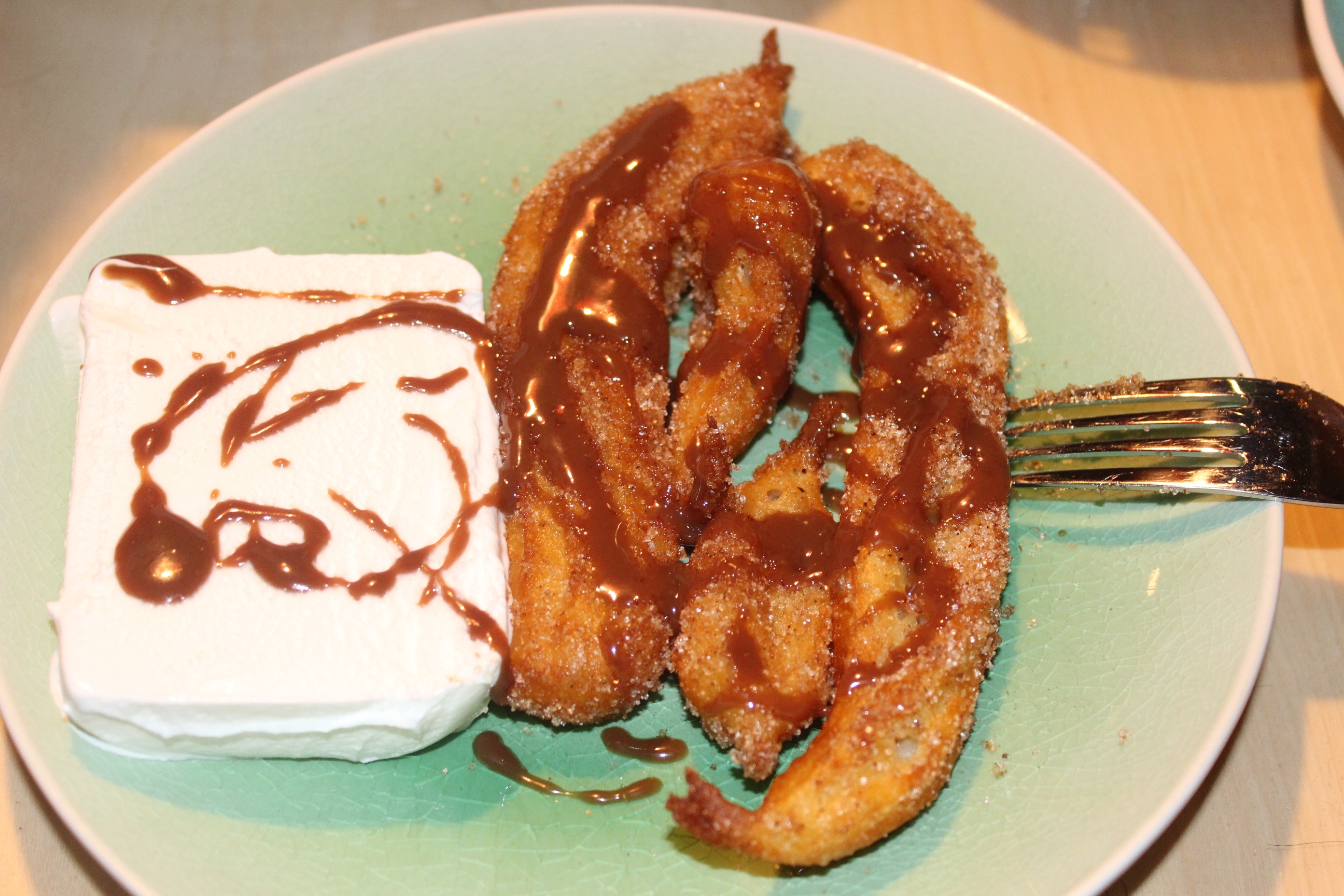 Churros med varm chokoladesauce